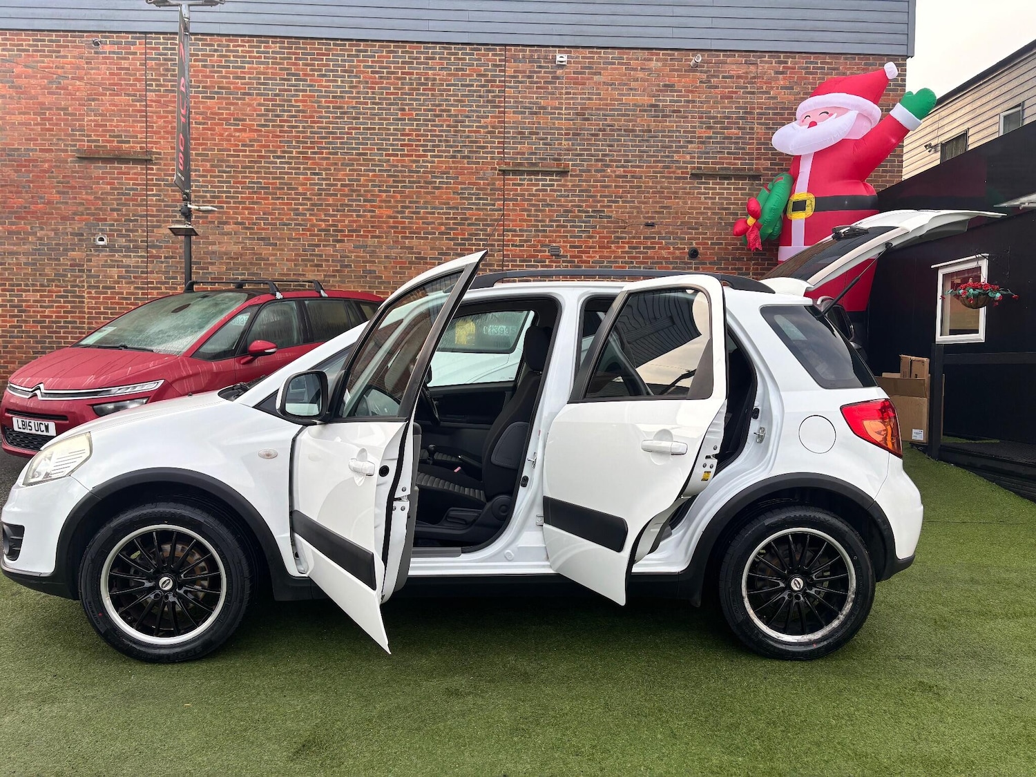 Used Suzuki SX4 2013 for sale - 77075900: Photo 12