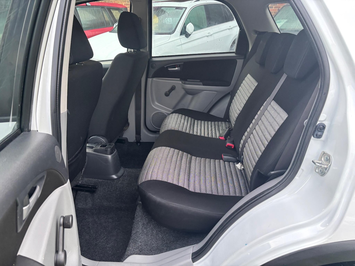 Used Suzuki SX4 2013 for sale - 77075900: Photo 9