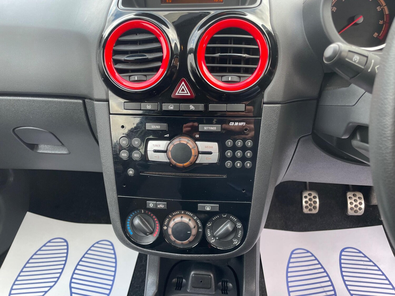 Used Vauxhall Corsa 2014 for sale - 77368836: Photo 25