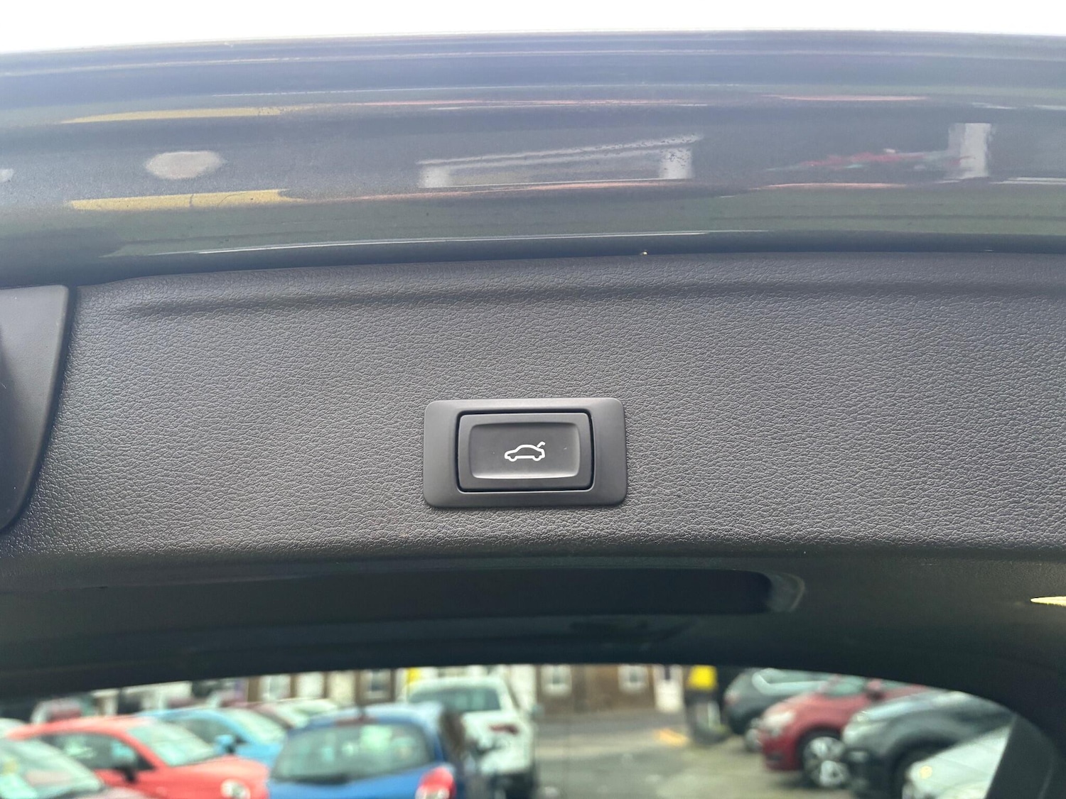 Used Audi A4 Avant 2016 for sale - 76972963: Photo 13