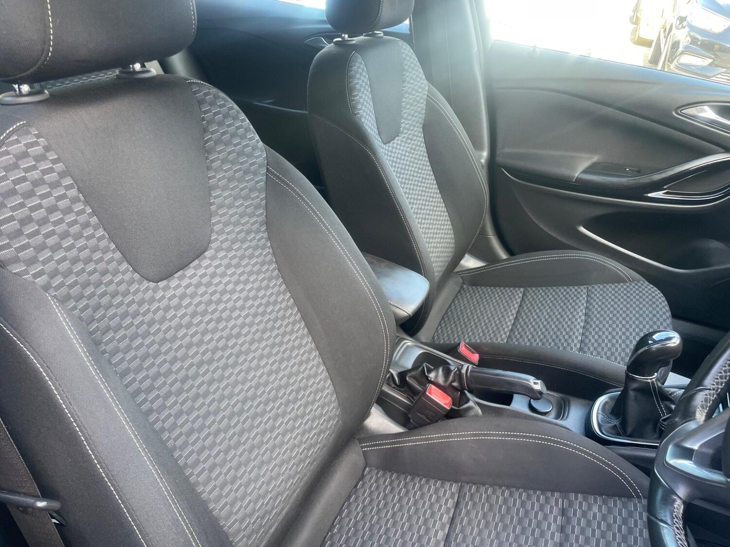 Used Vauxhall Astra 2017 for sale - 78053656: Photo 30