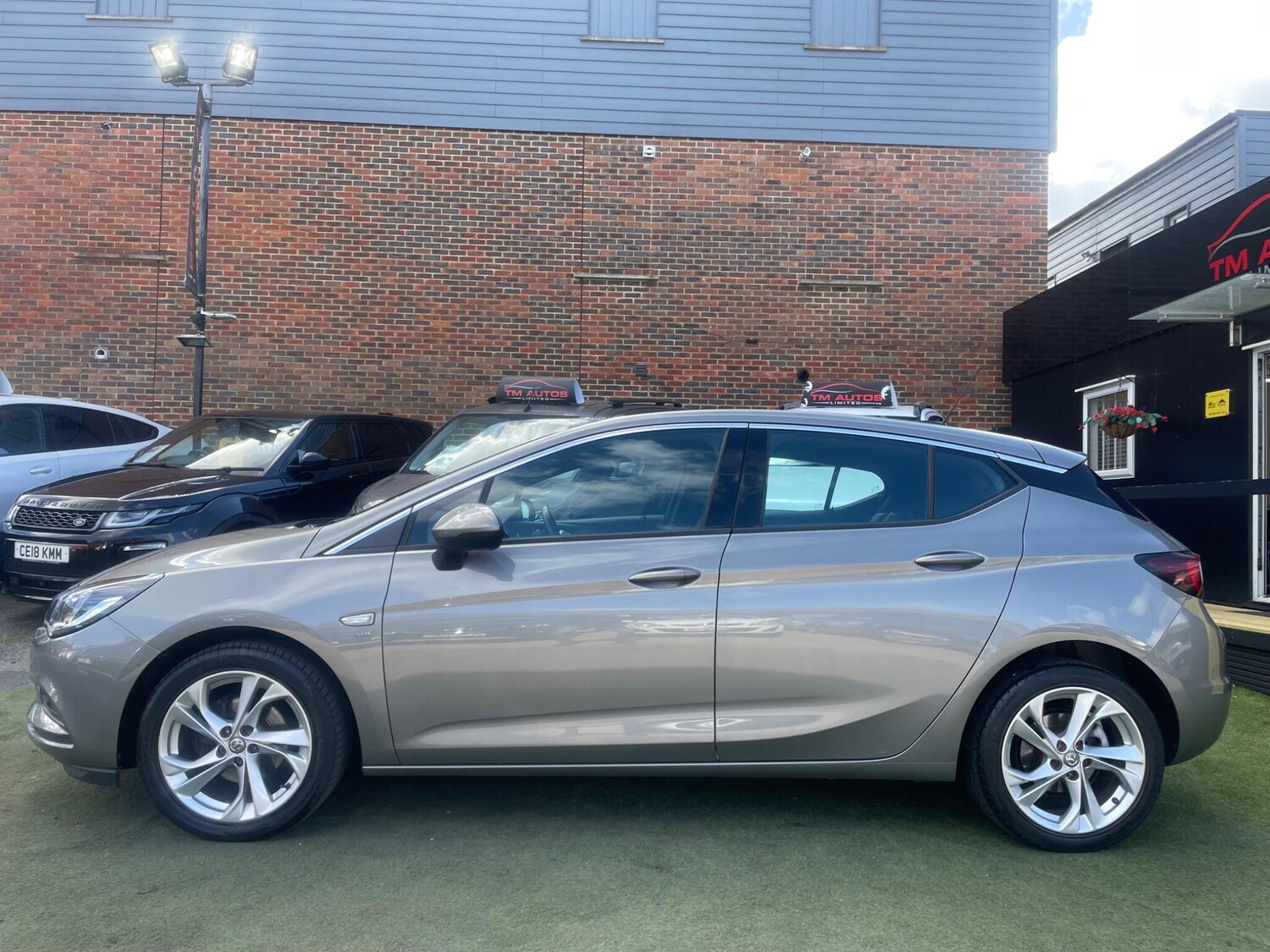 Used Vauxhall Astra 2017 for sale - 78053656: Photo 9