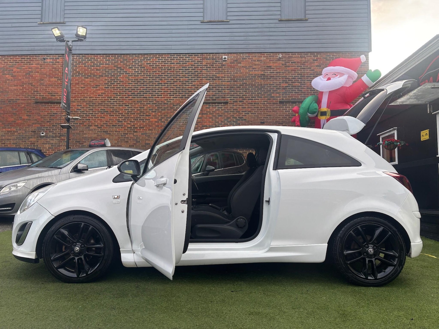 Used Vauxhall Corsa 2012 for sale - 76842335: Photo 10