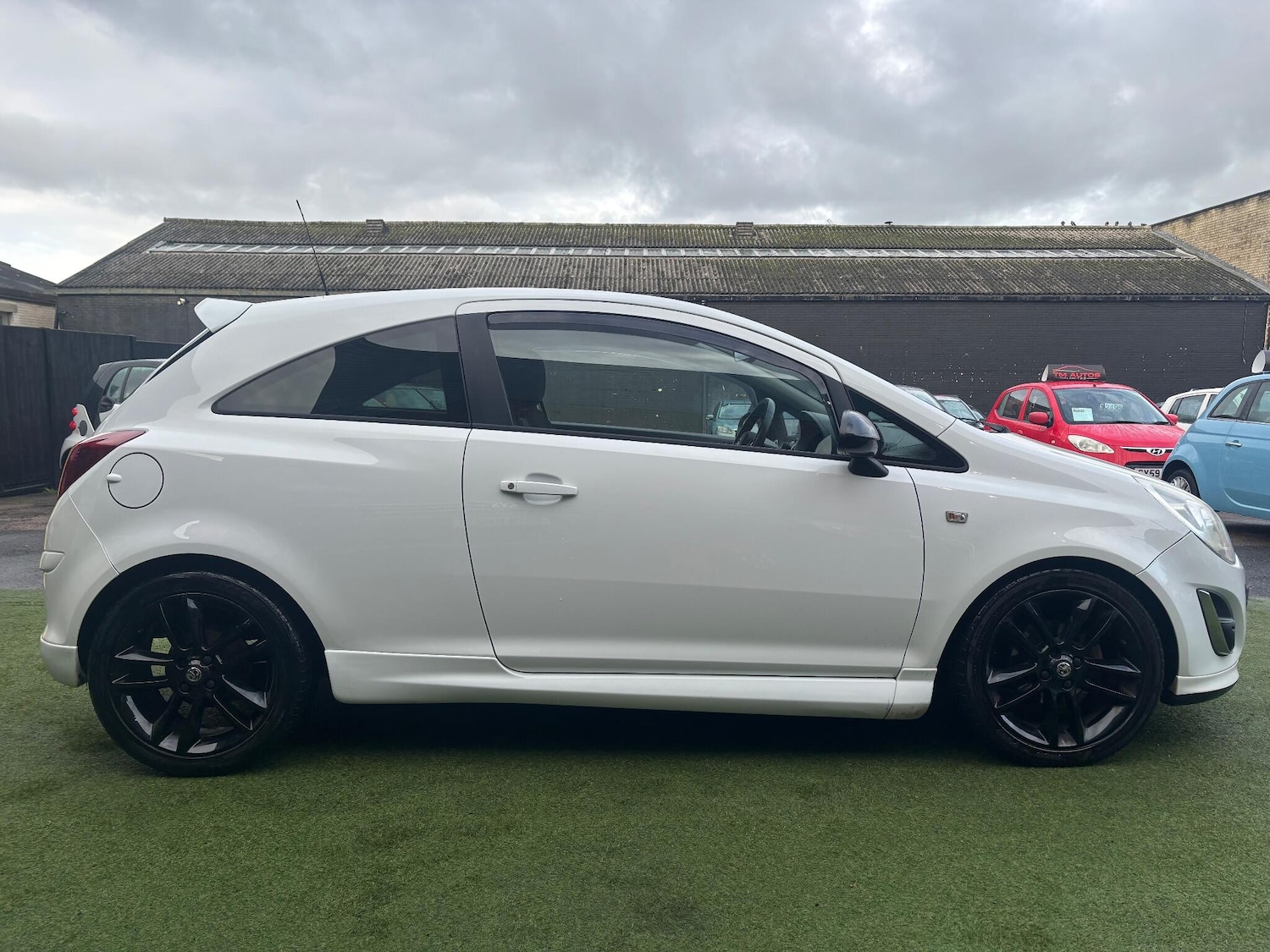 Used Vauxhall Corsa 2012 for sale - 76842335: Photo 5