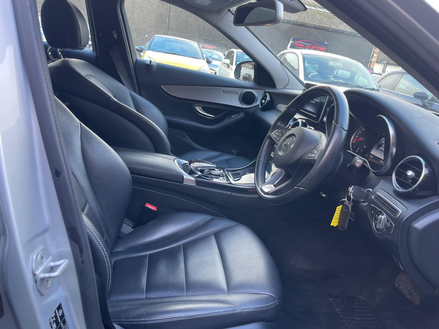 Used Mercedes-Benz C Class 2015 for sale - 77249350: Photo 11