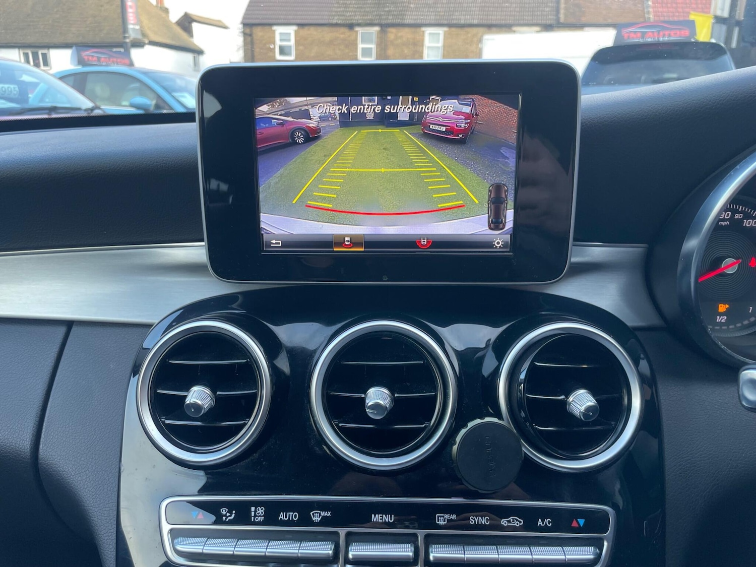 Used Mercedes-Benz C Class 2015 for sale - 77249350: Photo 12