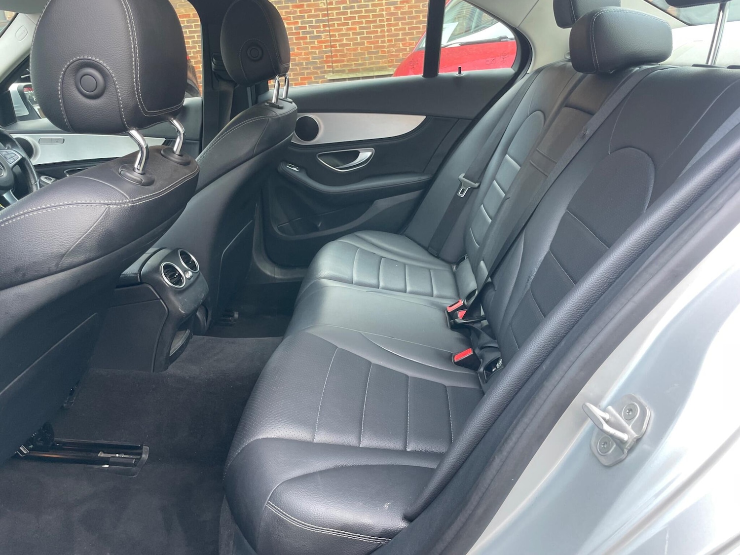 Used Mercedes-Benz C Class 2015 for sale - 77249350: Photo 14