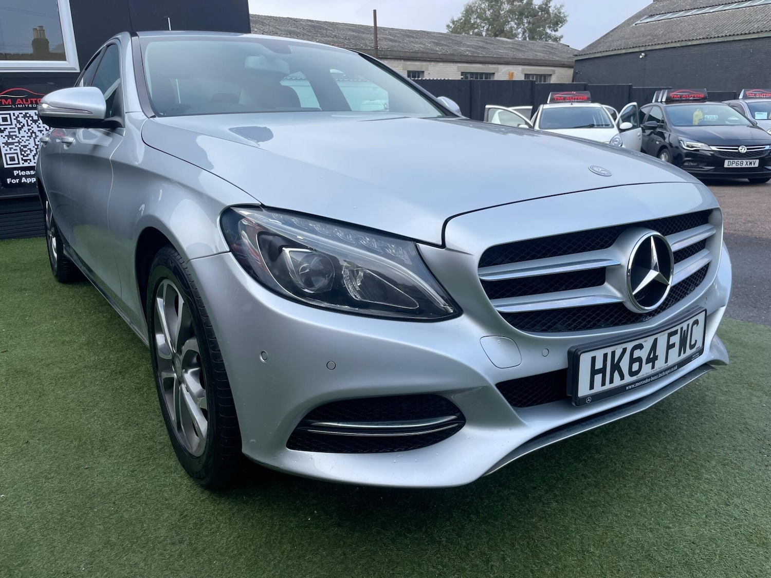 Used Mercedes-Benz C Class 2015 for sale - 77249350: Photo 3