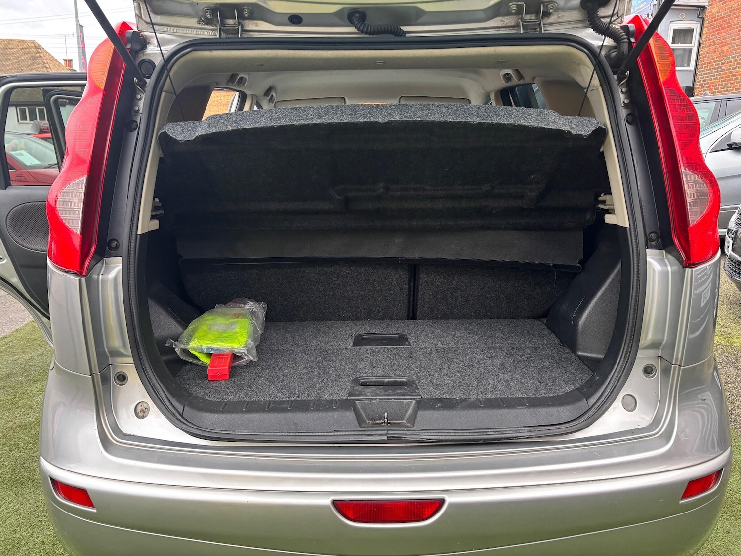 Used Nissan Note 2008 for sale - 76978000: Photo 12