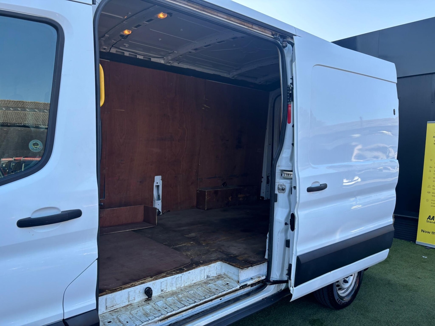 Used Ford Transit 2020 for sale - 77764246: Photo 8