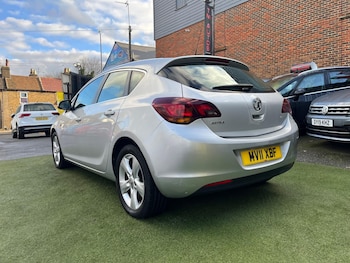 Used Vauxhall Astra 2011 for sale - 76941415: Photo