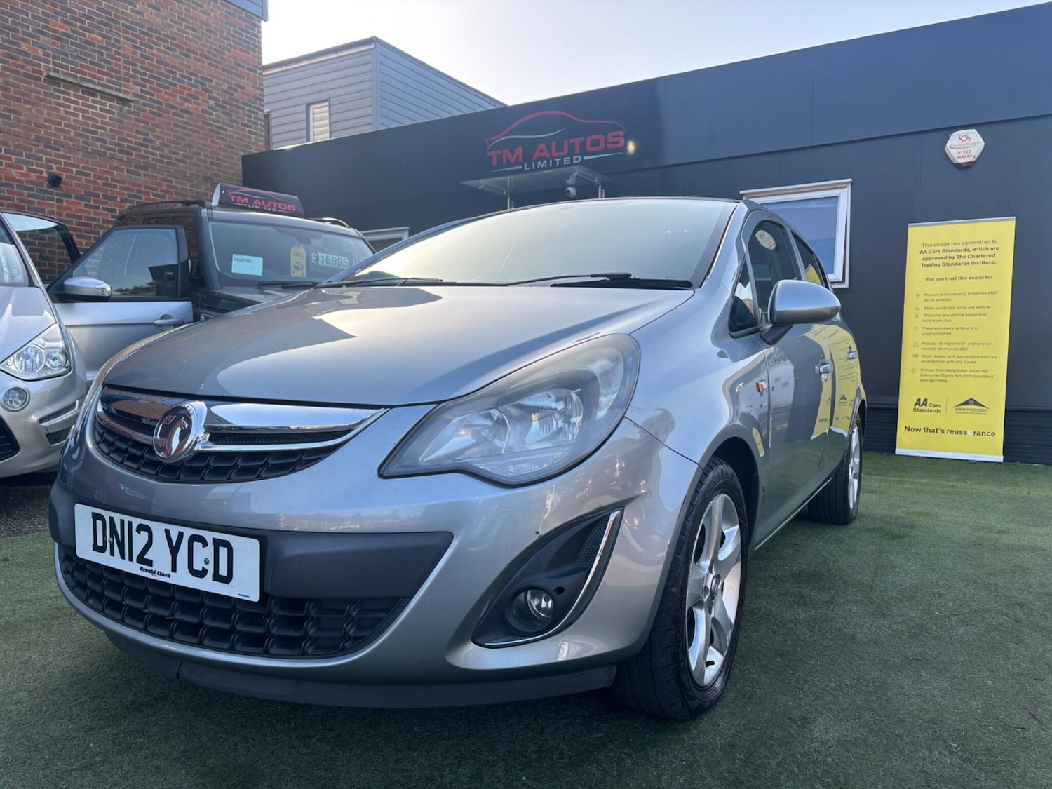 Used Vauxhall Corsa 2012 for sale - 77795210: Photo 3