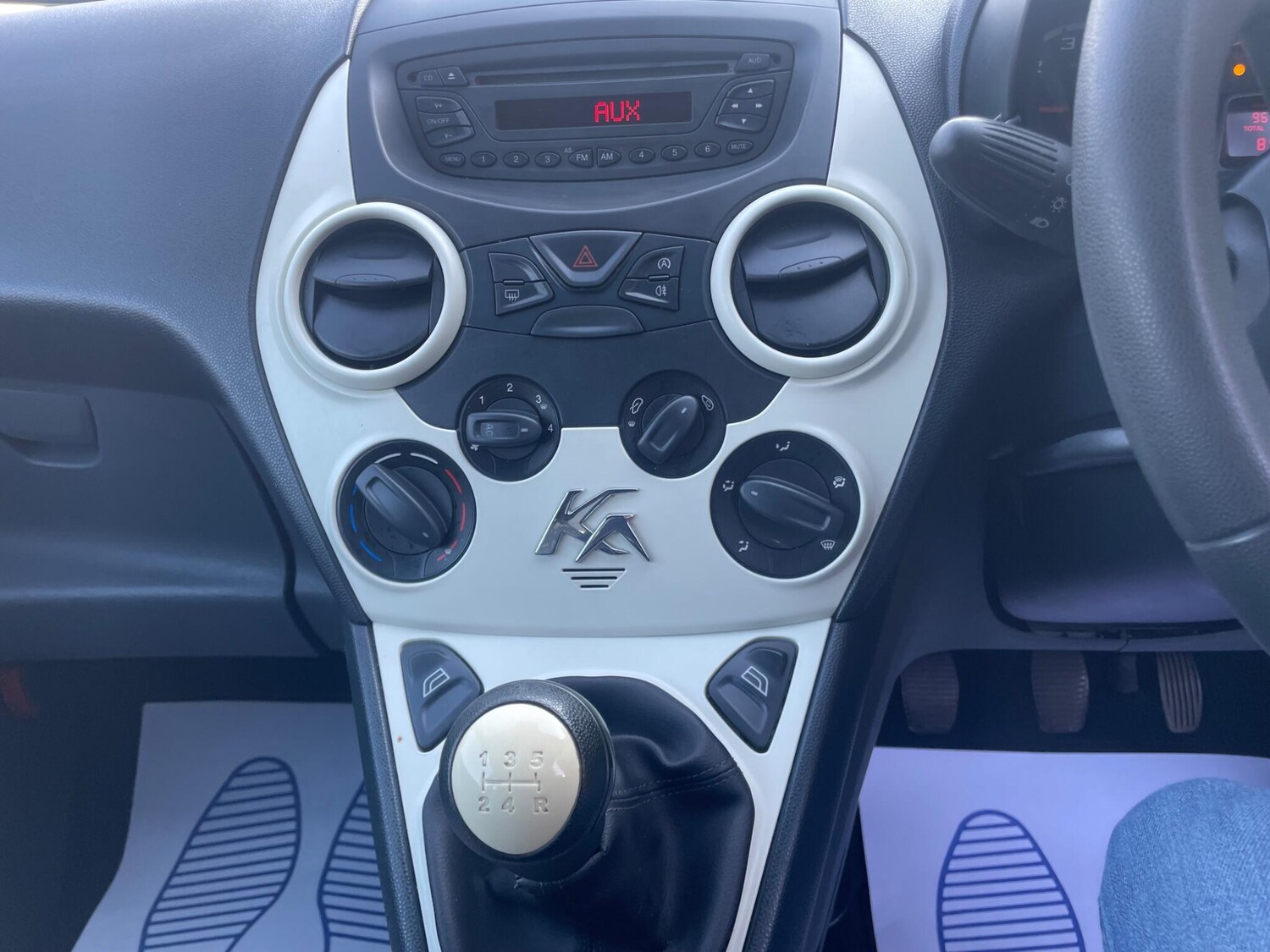 Used Ford Ka 2014 for sale - 77960039: Photo 25