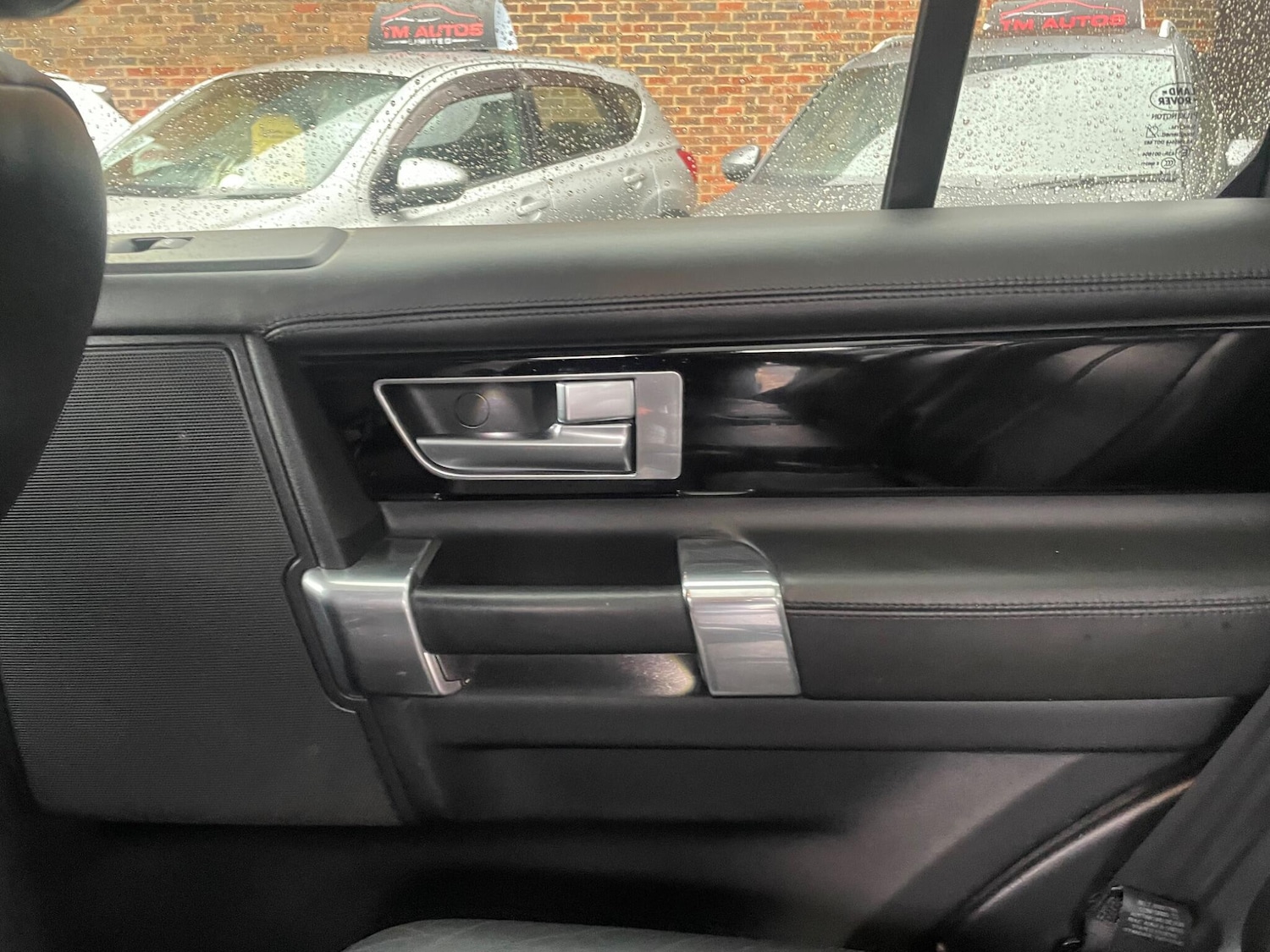 Used Land Rover Discovery 2015 for sale - 77805004: Photo 25