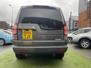 Used Land Rover Discovery 4 2015 for sale - 77805004: Photo