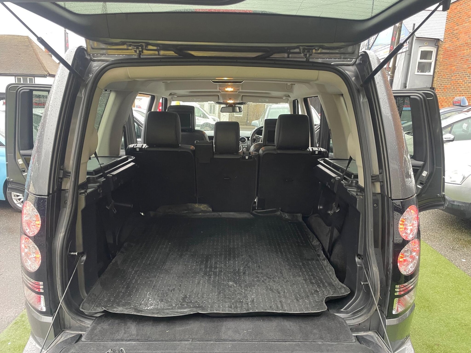 Used Land Rover Discovery 2015 for sale - 77805004: Photo 44