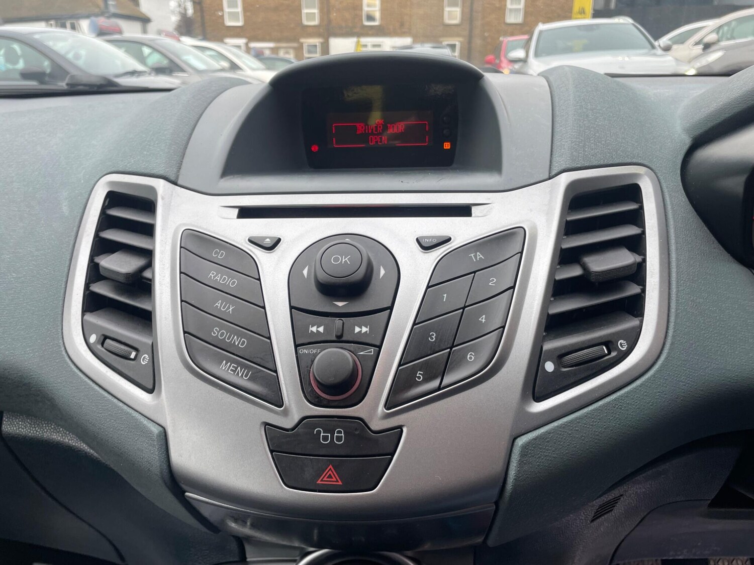 Used Ford Fiesta 2009 for sale - 77885526: Photo 26