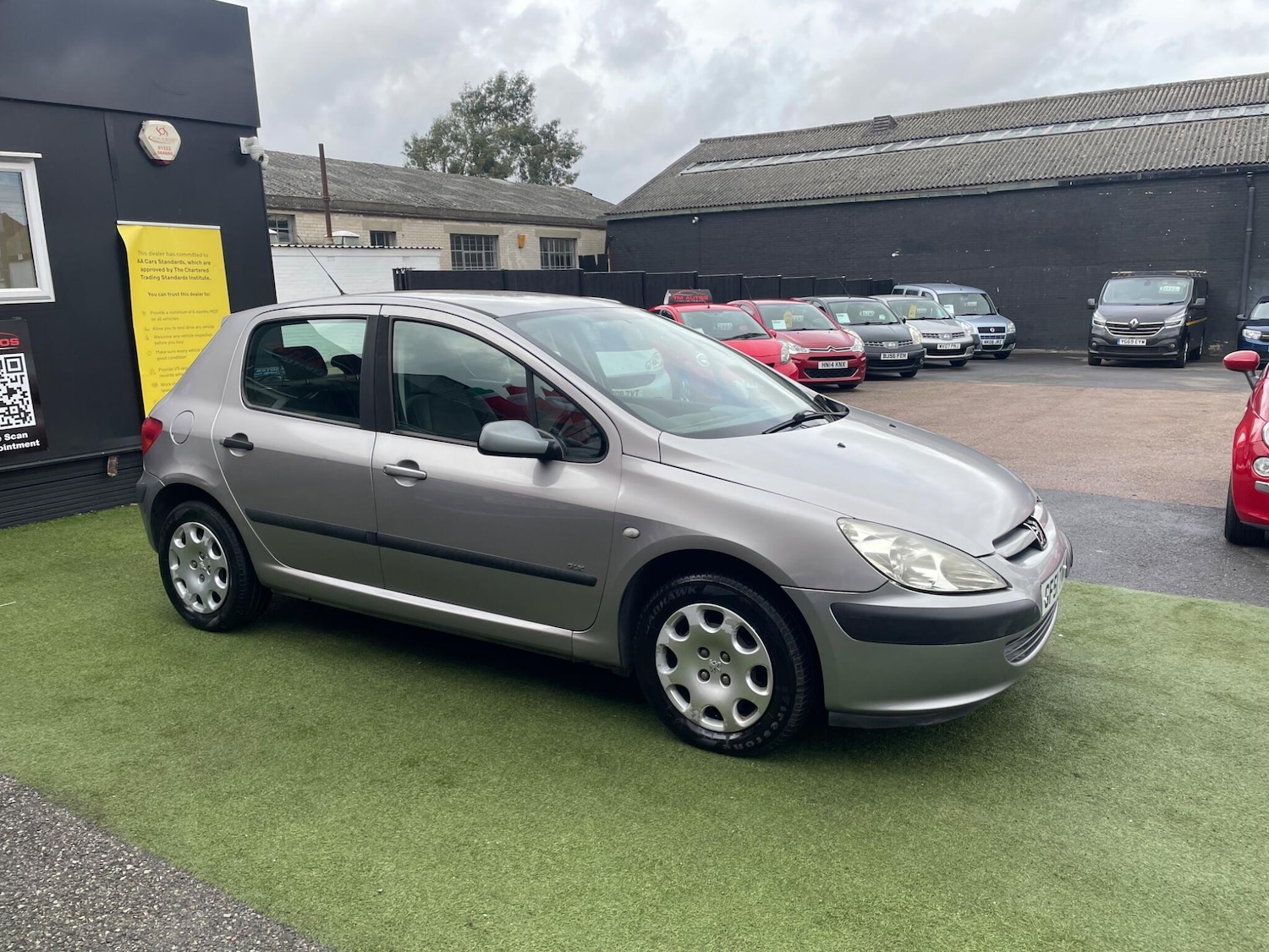 Used Peugeot 307 2001 for sale - 76922680: Photo 5