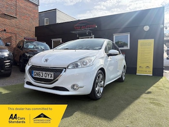 Used Peugeot 208 2013 for sale - 78833456: Photo