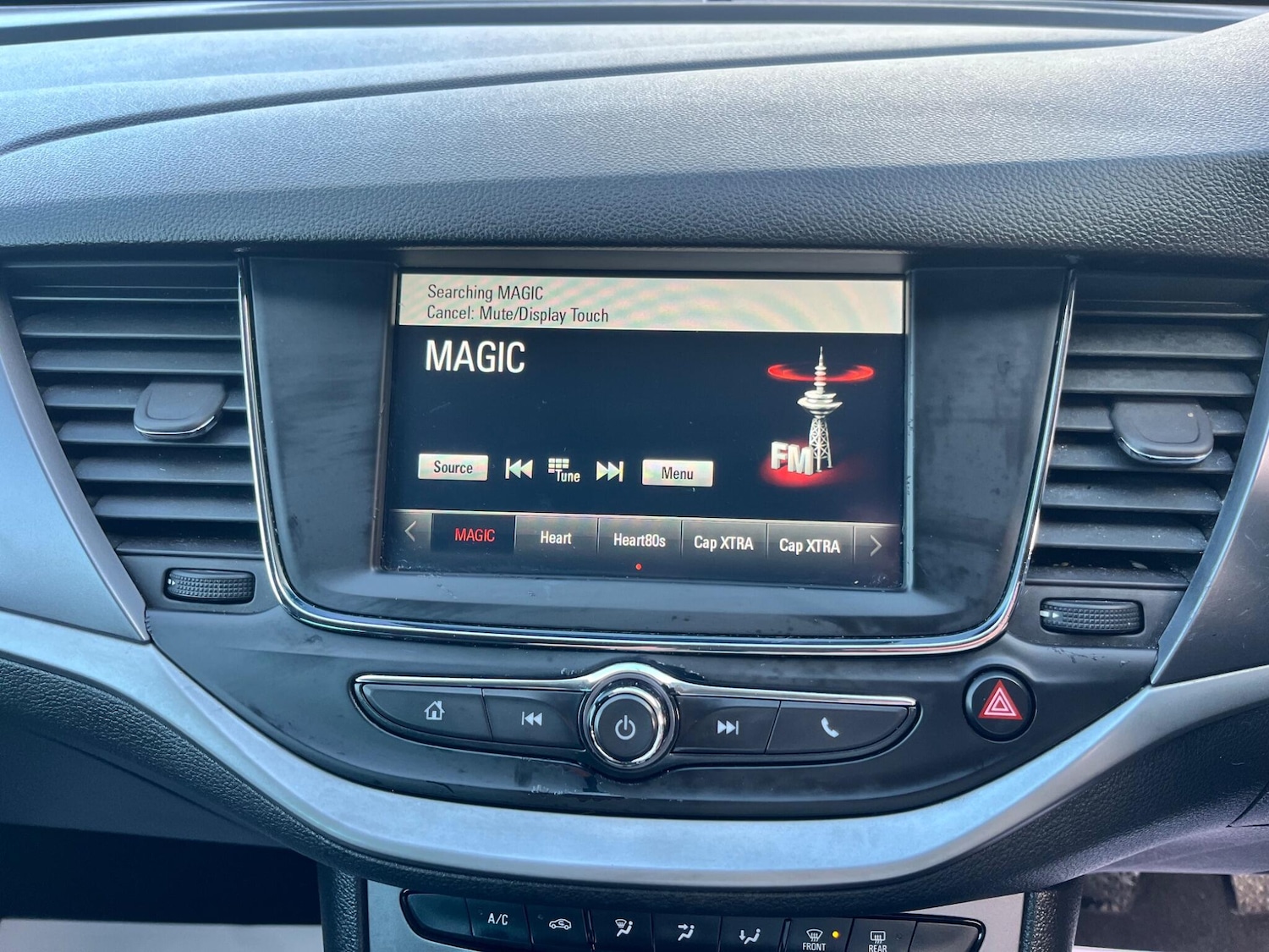 Used Vauxhall Astra 2018 for sale - 77226165: Photo 17