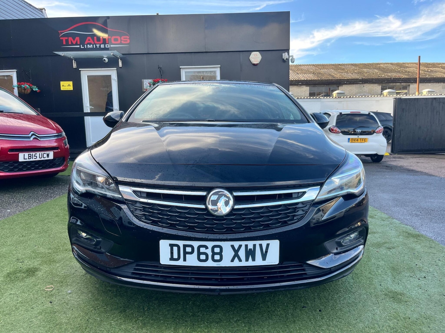 Used Vauxhall Astra 2018 for sale - 77226165: Photo 2