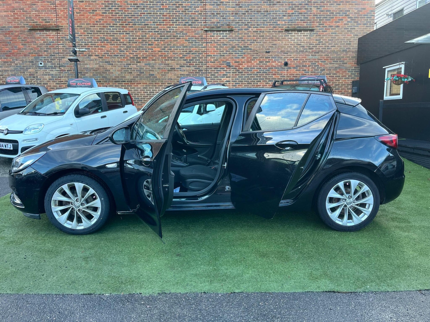 Used Vauxhall Astra 2018 for sale - 77226165: Photo 7