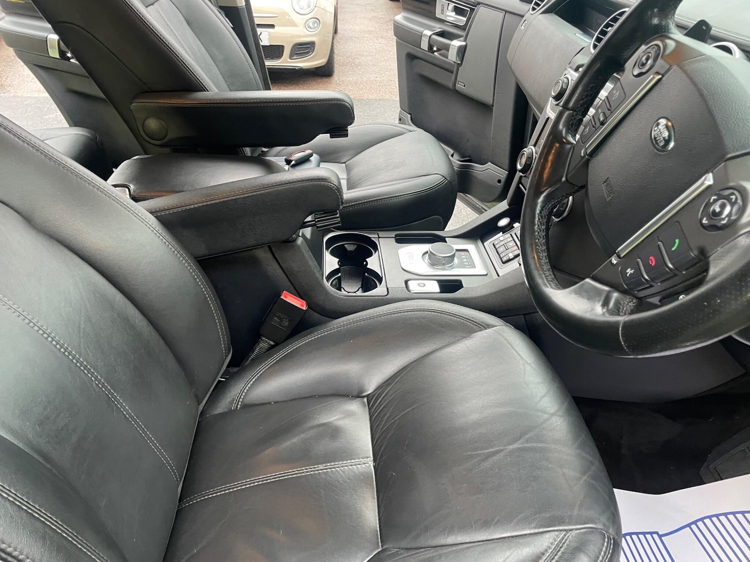 Used Land Rover Discovery 2015 for sale - 77316121: Photo 41