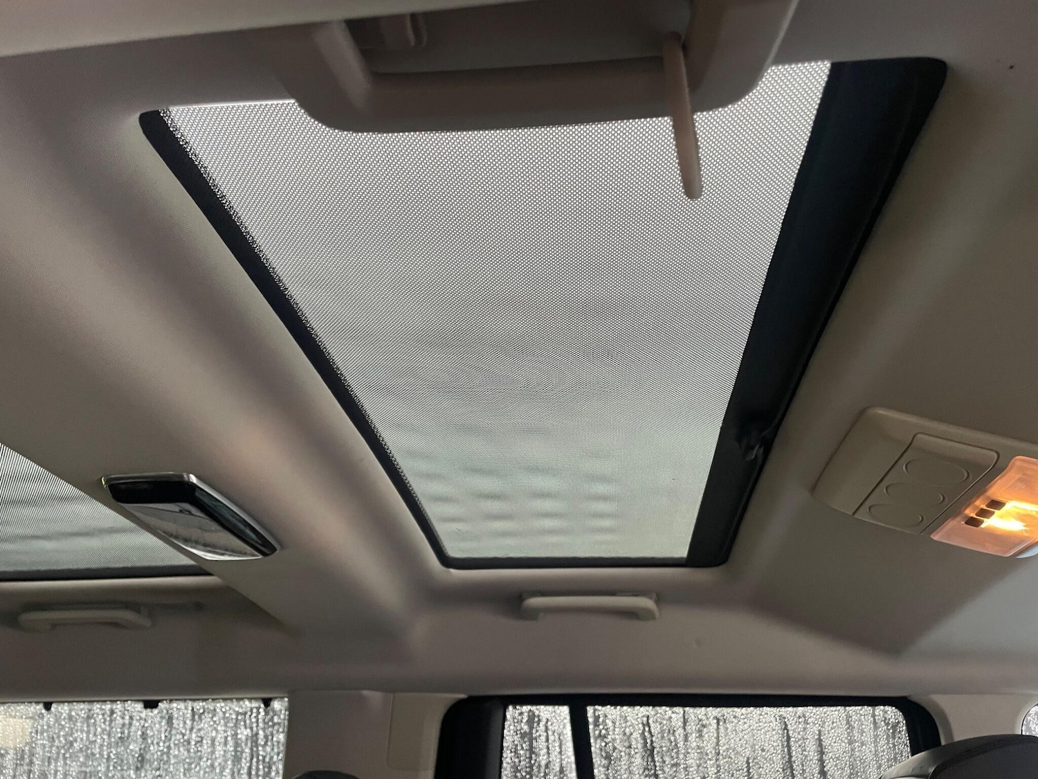 Used Land Rover Discovery 2015 for sale - 77316121: Photo 61