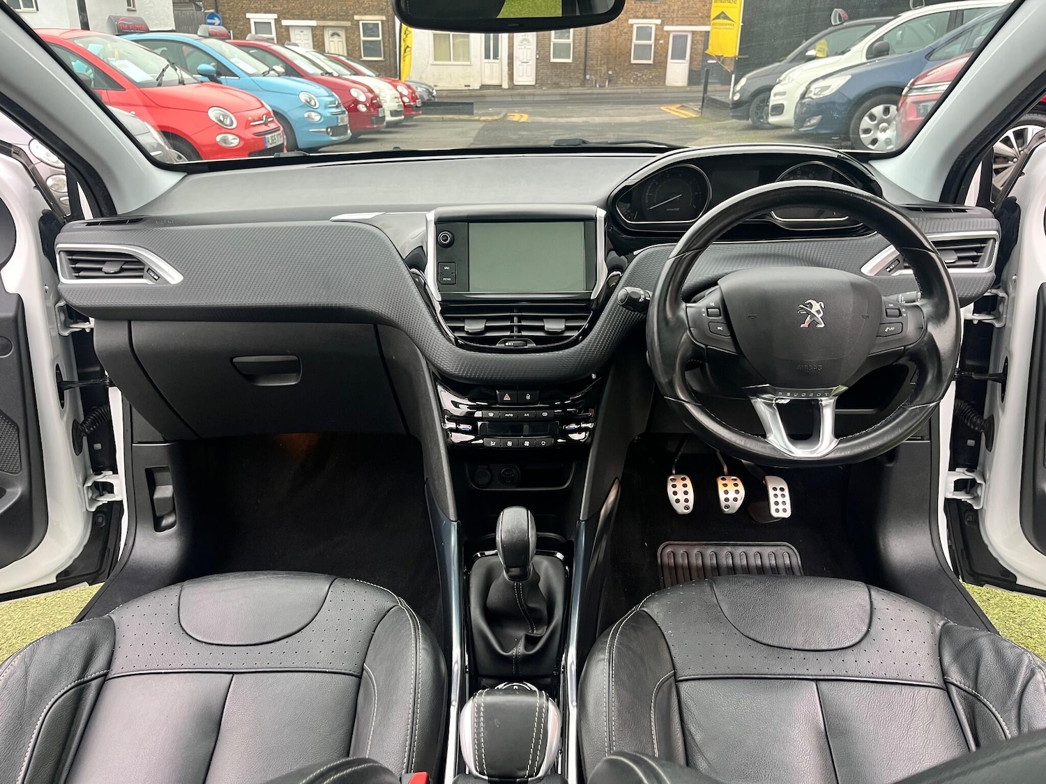 Used Peugeot 2008 2015 for sale - 77059473: Photo 10