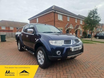 Used Mitsubishi L200 2011 for sale - 76041905: Photo