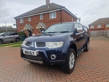 Used Mitsubishi L200 2011 for sale - 76041905: Photo