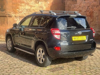 Used Toyota RAV4 2010 for sale - 75939927: Photo