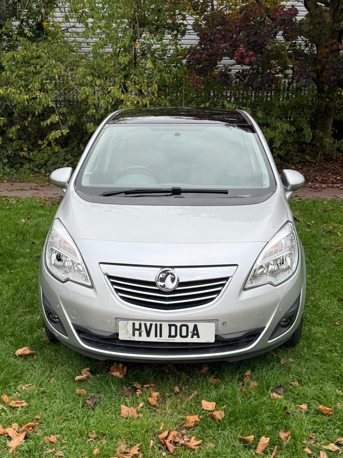 Used Vauxhall Meriva 2011 for sale - 76859563: Photo 2