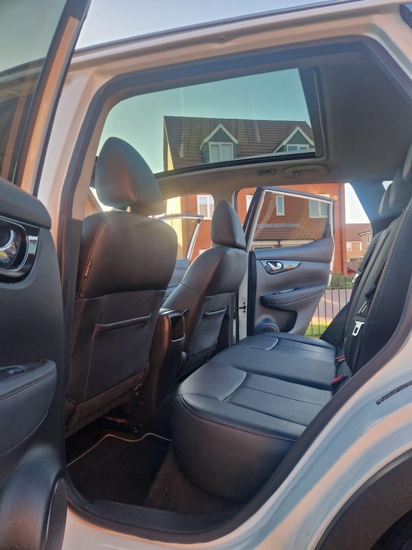 Used Nissan Qashqai 2014 for sale - 76094930: Photo 14