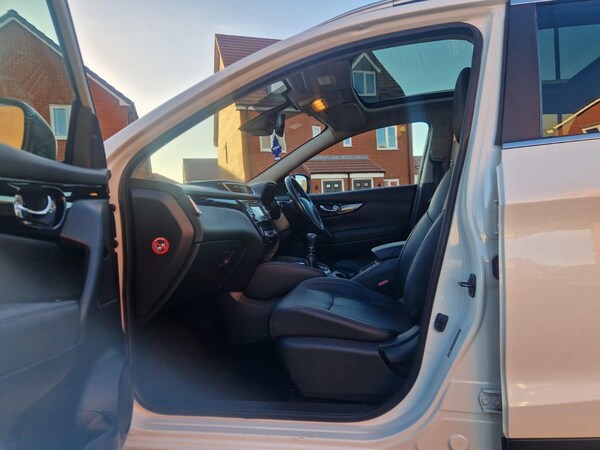 Used Nissan Qashqai 2014 for sale - 76094930: Photo 23