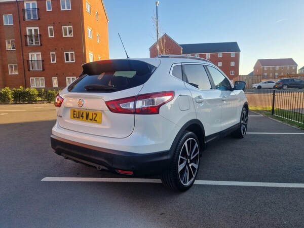 Used Nissan Qashqai 2014 for sale - 76094930: Photo 9