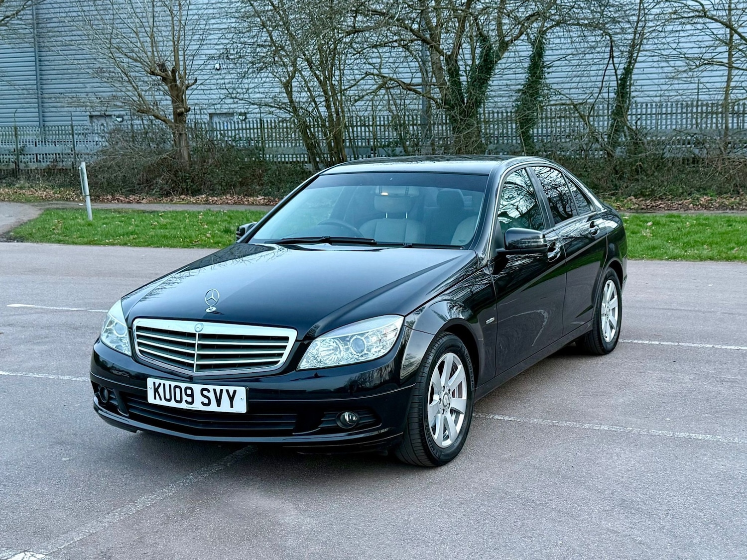 Used Mercedes-Benz C Class 2009 for sale - 77831893: Photo 3