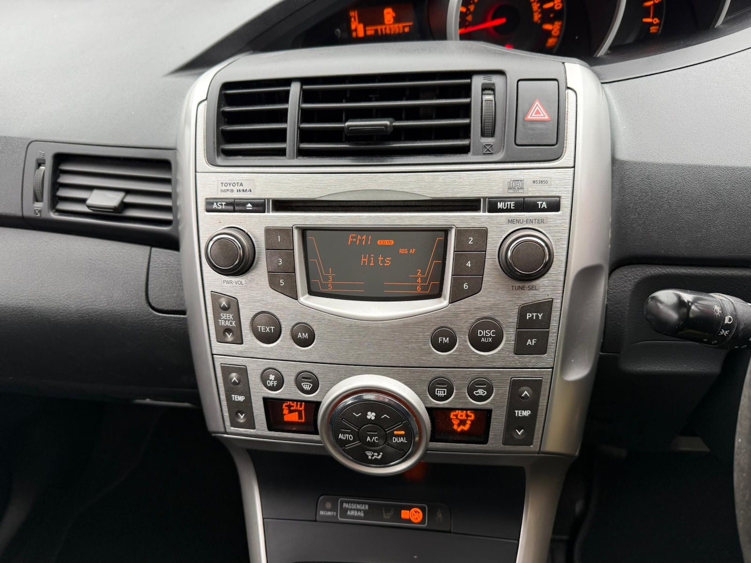 Used Toyota Verso 2010 for sale - 77328663: Photo 17