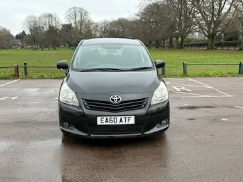 Used Toyota Verso 2010 for sale - 77328663: Photo