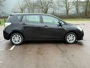 Used Toyota Verso 2010 for sale - 77328663: Photo