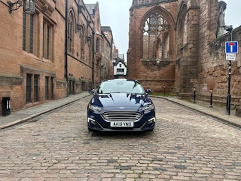 2019 (19) - 2.0 Hybrid Titanium Edition 4dr Auto
