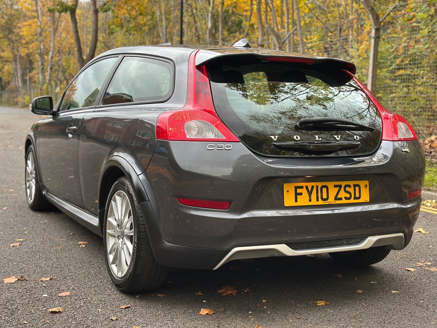 Used Volvo C30 2010 for sale - 76315579: Photo 6