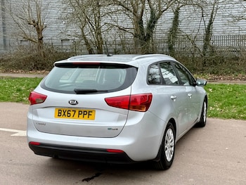 Used Kia Ceed 2024 for sale - 77851599: Photo