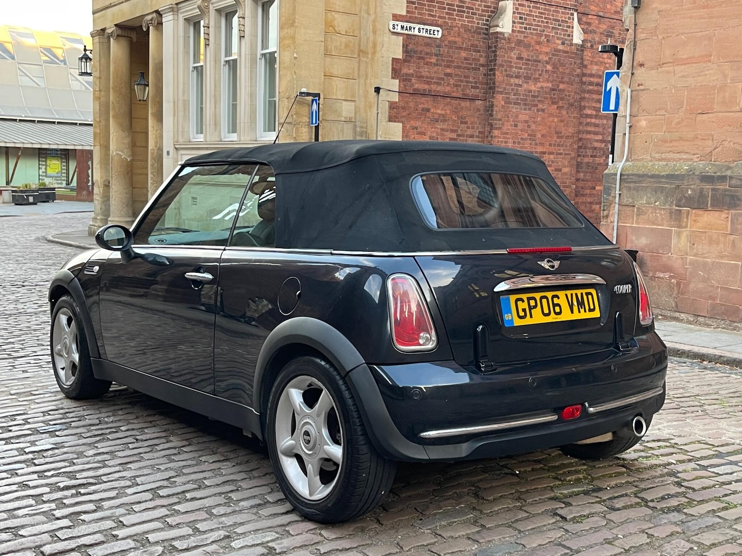 Used MINI Convertible 2006 for sale - 75990315: Photo 10