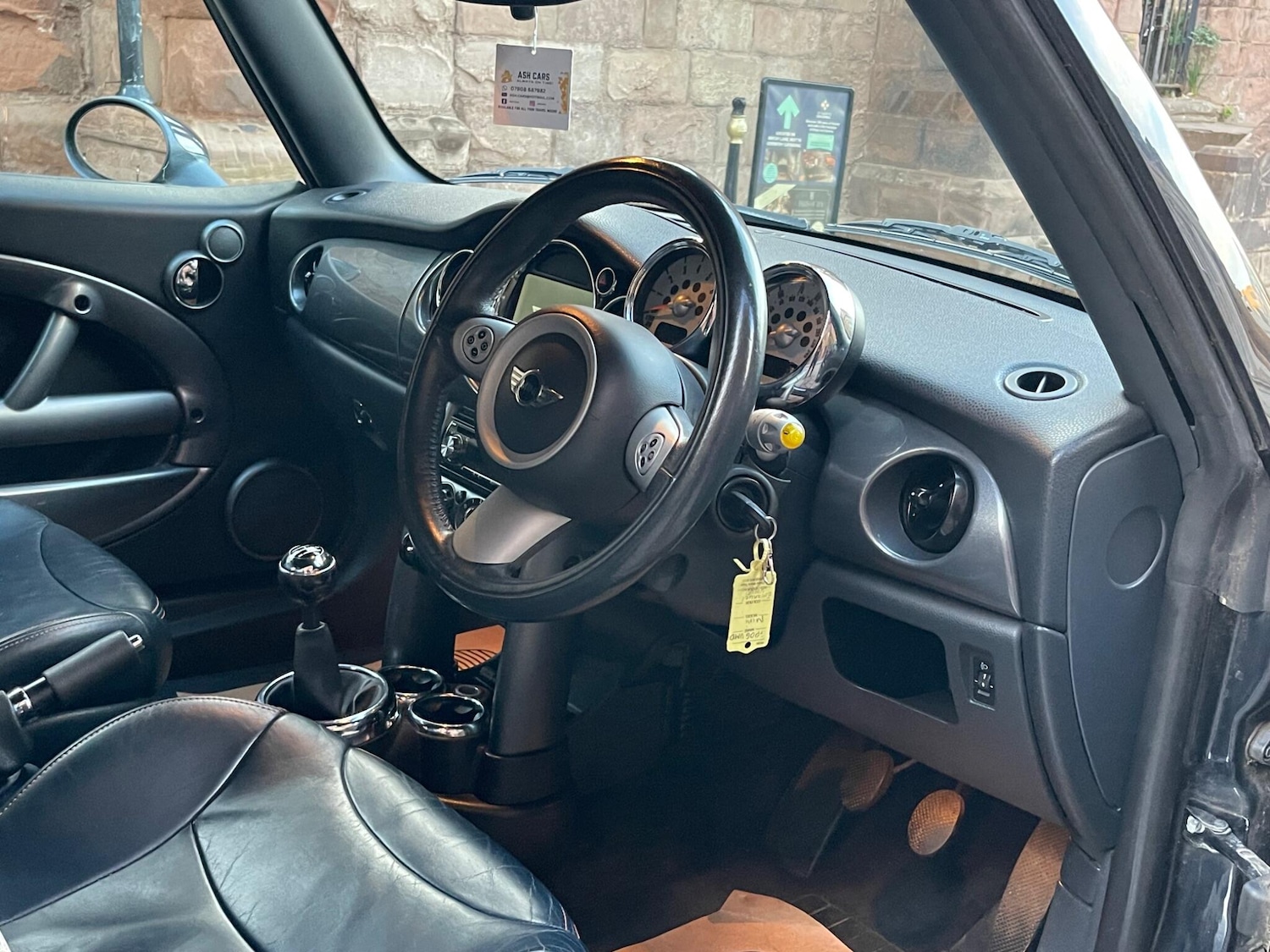 Used MINI Convertible 2006 for sale - 75990315: Photo 21