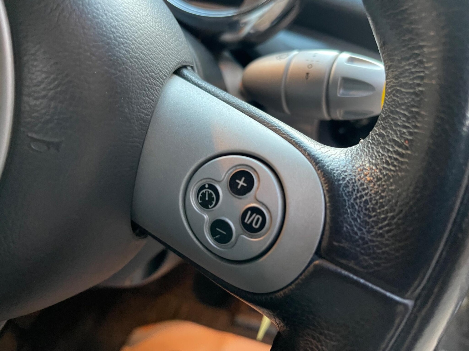 Used MINI Convertible 2006 for sale - 75990315: Photo 27