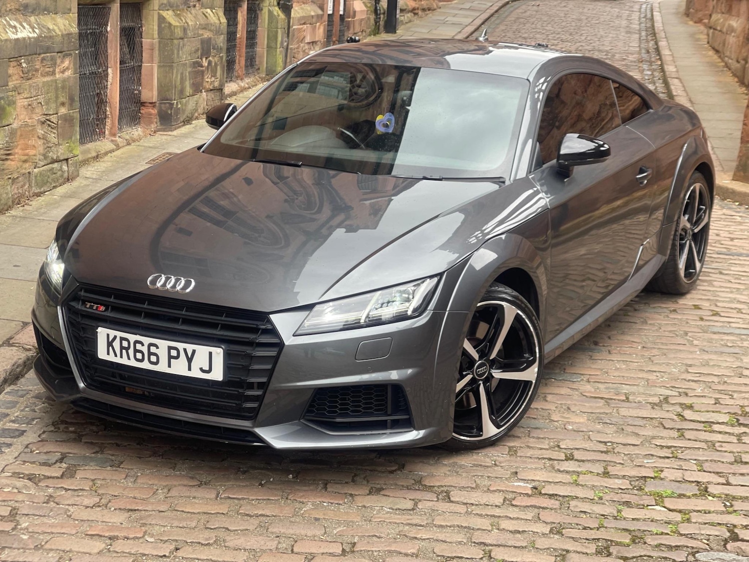 Used Audi TTS 2016 for sale - 75989946: Photo 2