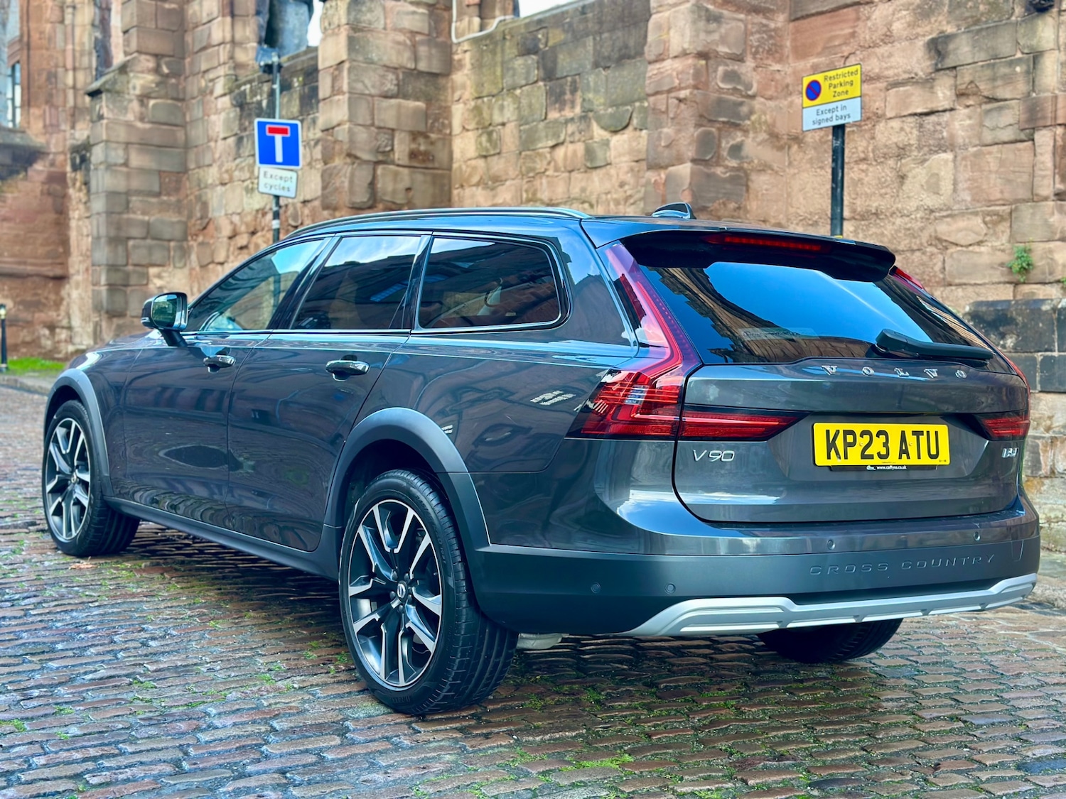 Used Volvo V90 2023 for sale - 76440280: Photo 12