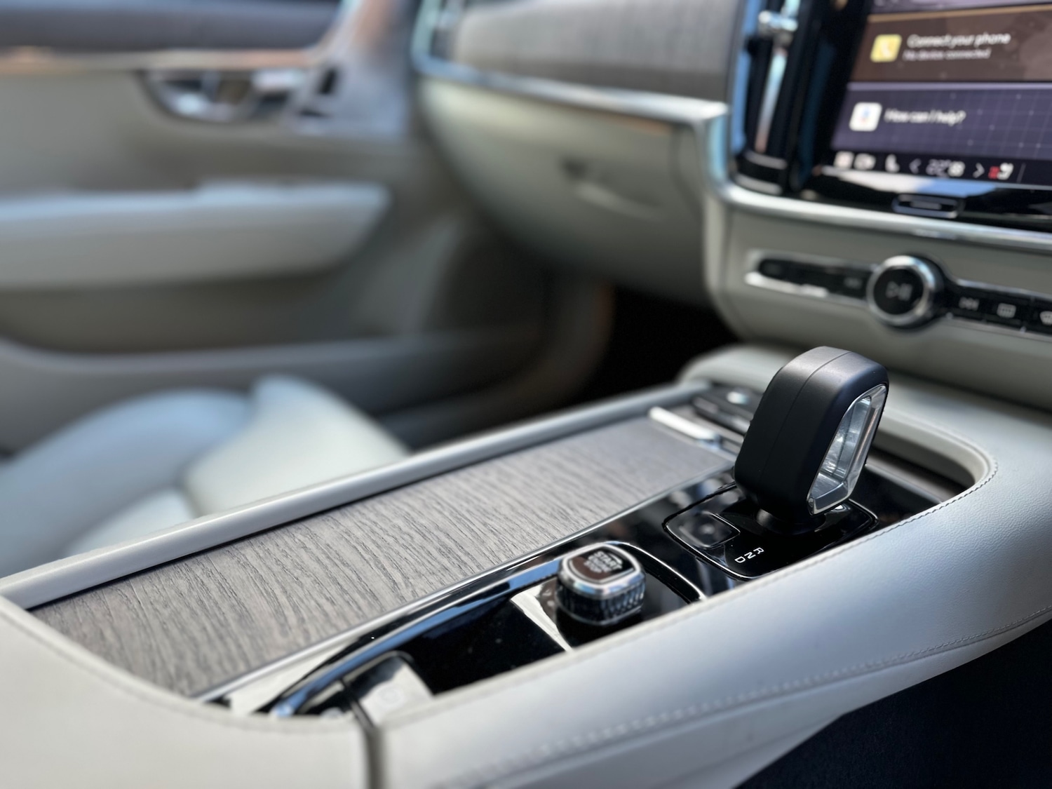 Used Volvo V90 2023 for sale - 76440280: Photo 25