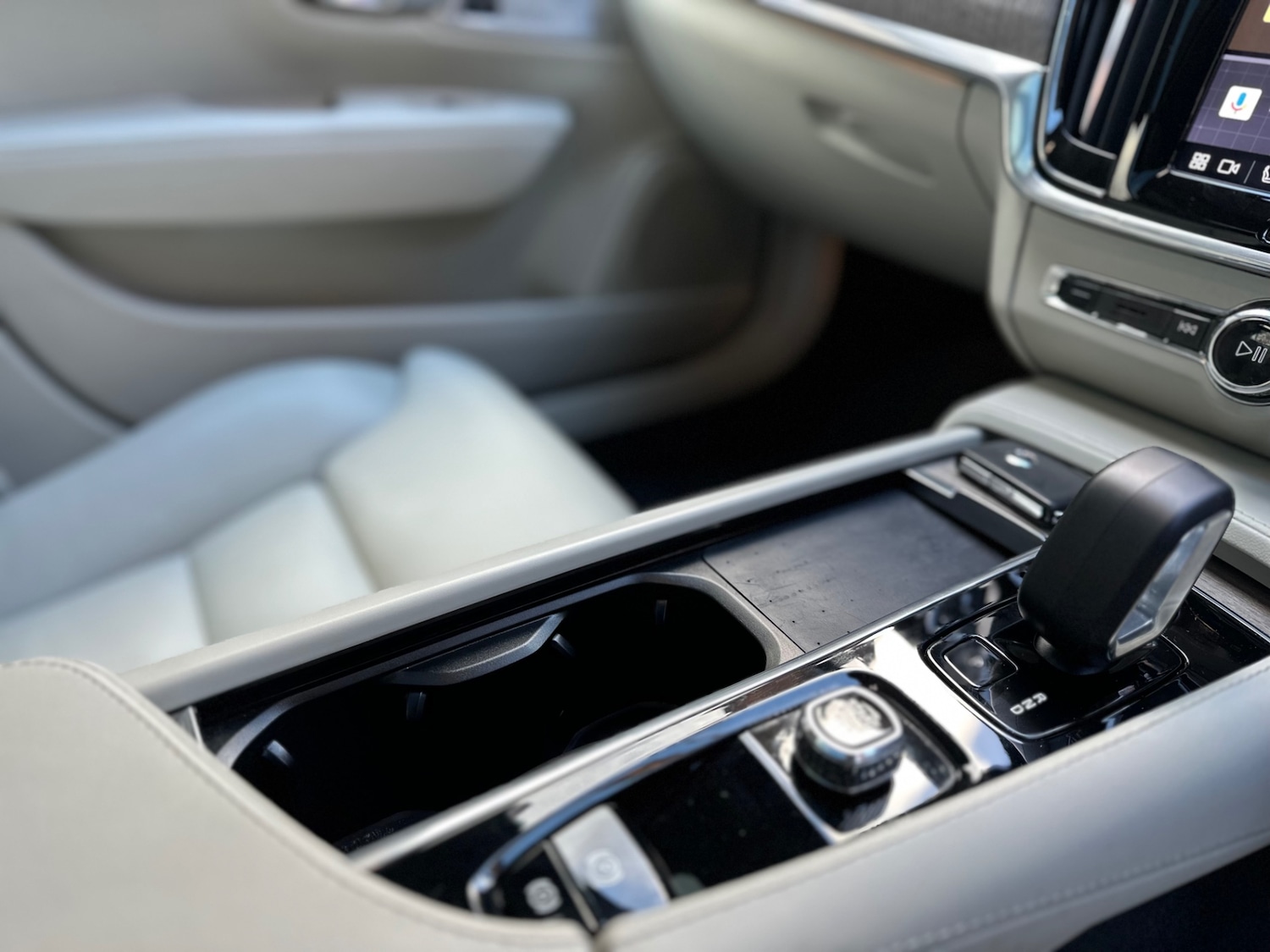 Used Volvo V90 2023 for sale - 76440280: Photo 26